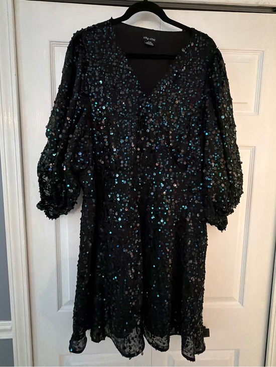 City Chic Dresses & Skirts - City Chic Plus Size Scattered Glow Dress